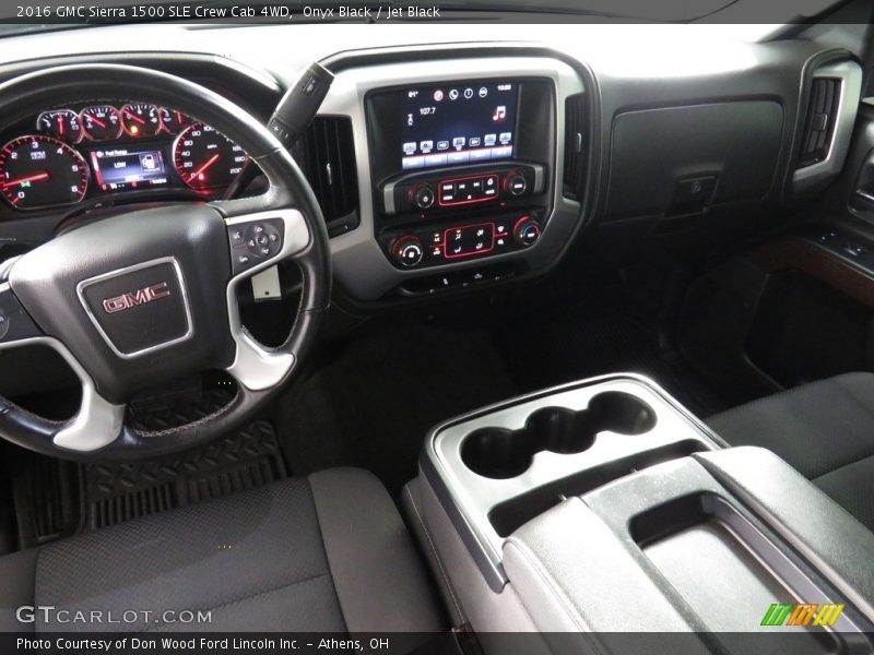 Onyx Black / Jet Black 2016 GMC Sierra 1500 SLE Crew Cab 4WD