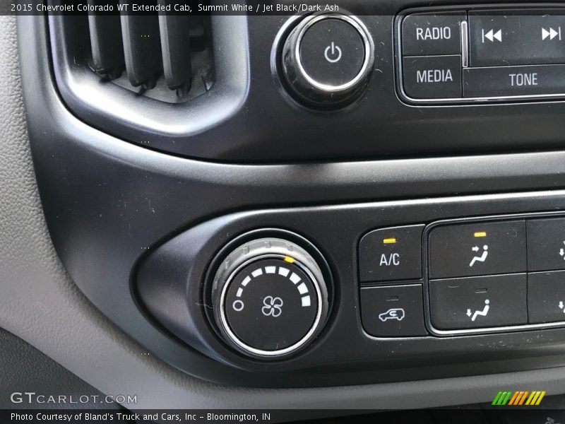 Summit White / Jet Black/Dark Ash 2015 Chevrolet Colorado WT Extended Cab