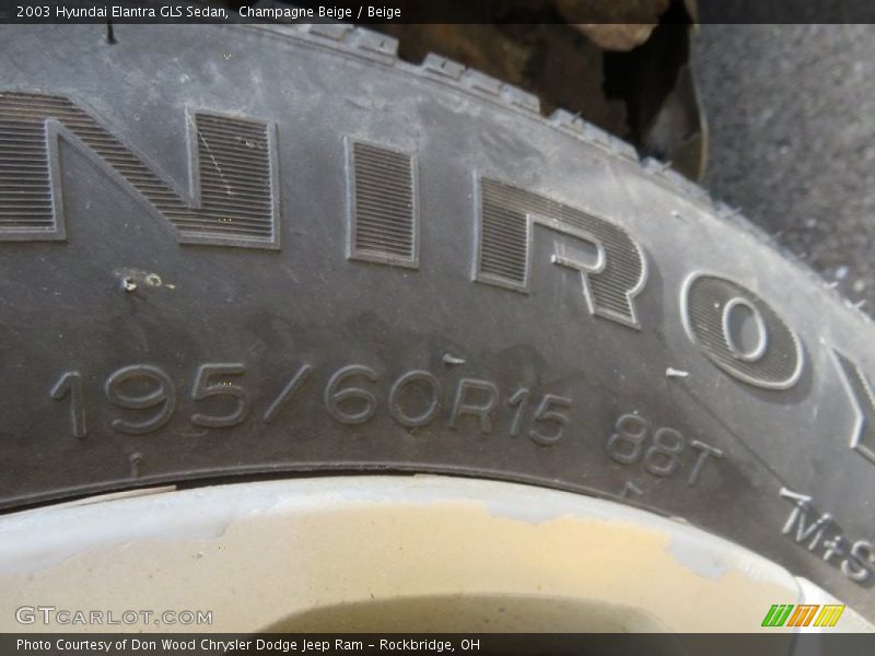 Champagne Beige / Beige 2003 Hyundai Elantra GLS Sedan