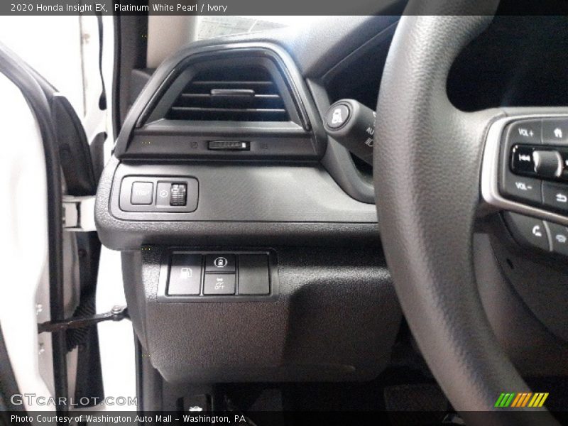 Platinum White Pearl / Ivory 2020 Honda Insight EX