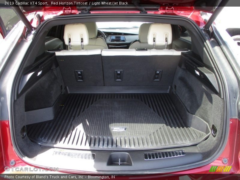  2019 XT4 Sport Trunk