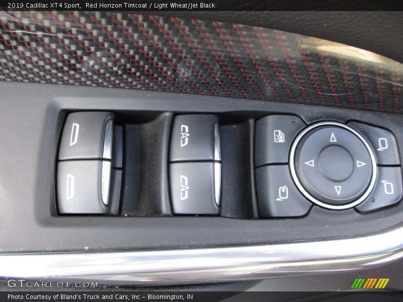 Controls of 2019 XT4 Sport