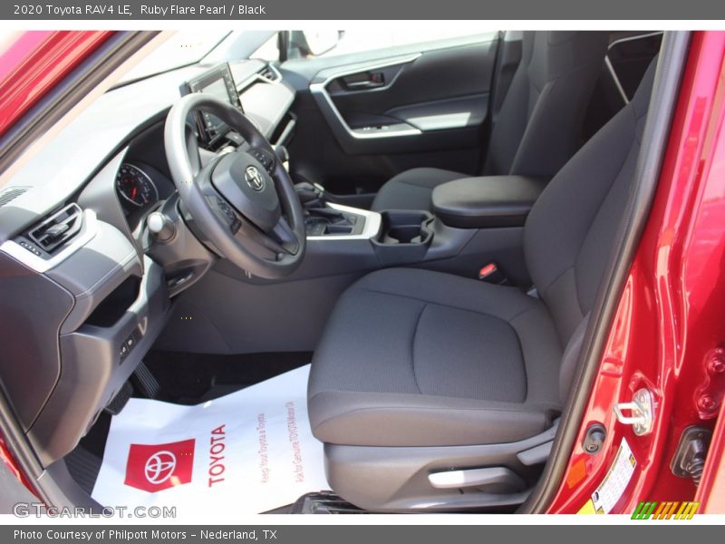 Ruby Flare Pearl / Black 2020 Toyota RAV4 LE