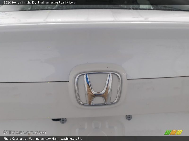 Platinum White Pearl / Ivory 2020 Honda Insight EX