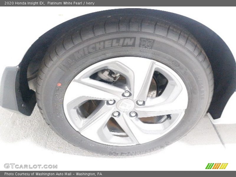 Platinum White Pearl / Ivory 2020 Honda Insight EX