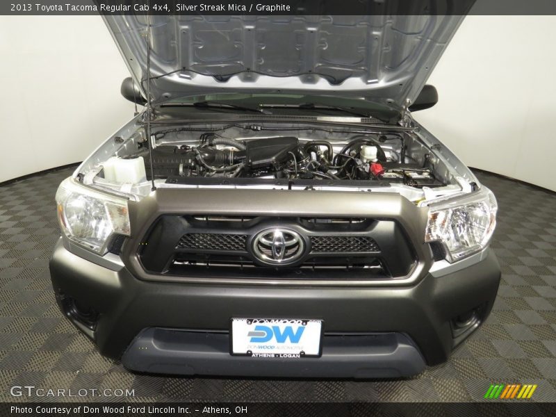 Silver Streak Mica / Graphite 2013 Toyota Tacoma Regular Cab 4x4