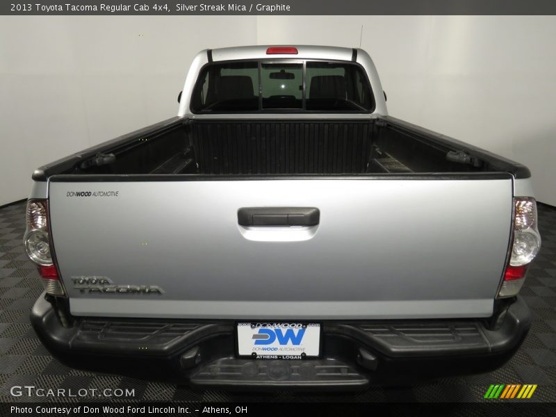 Silver Streak Mica / Graphite 2013 Toyota Tacoma Regular Cab 4x4