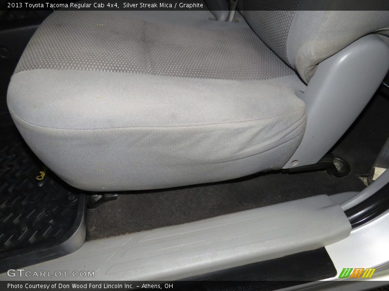 Silver Streak Mica / Graphite 2013 Toyota Tacoma Regular Cab 4x4