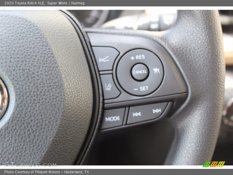 Super White / Nutmeg 2020 Toyota RAV4 XLE
