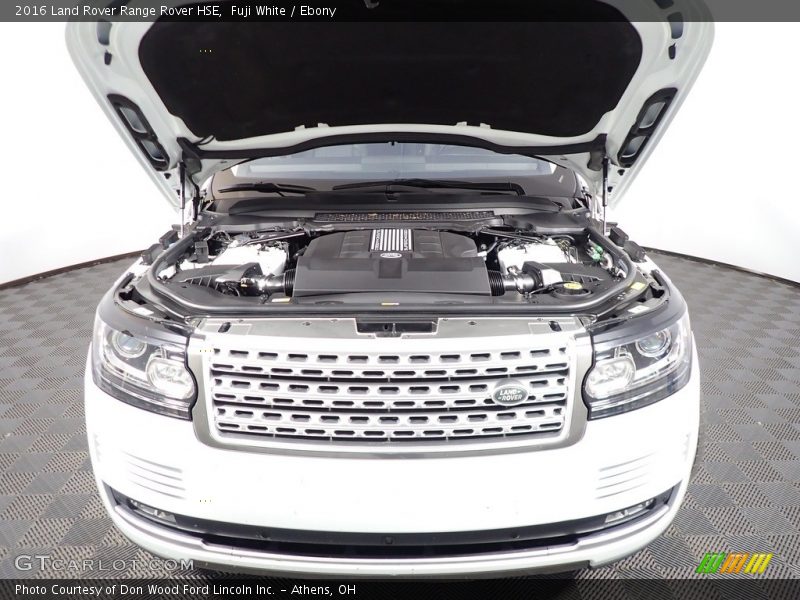 Fuji White / Ebony 2016 Land Rover Range Rover HSE