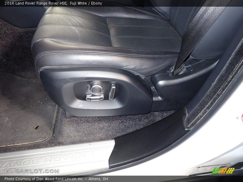 Fuji White / Ebony 2016 Land Rover Range Rover HSE