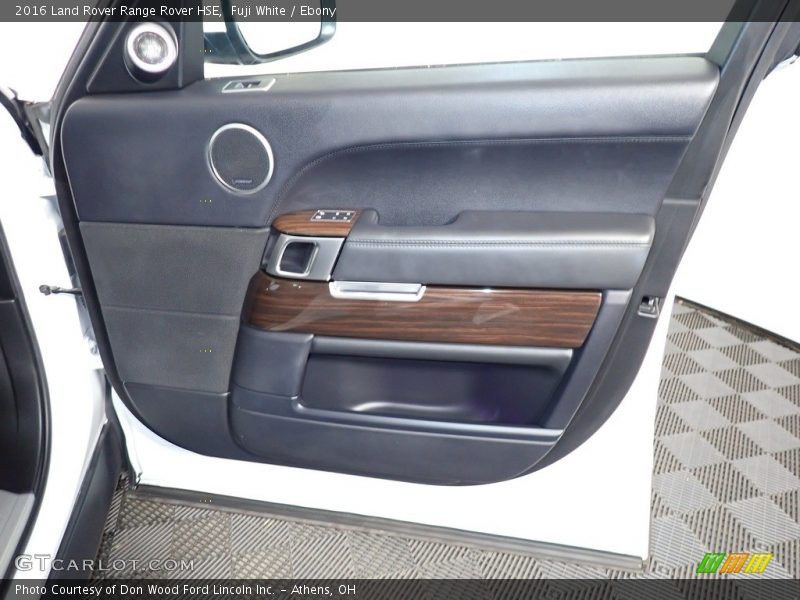 Fuji White / Ebony 2016 Land Rover Range Rover HSE