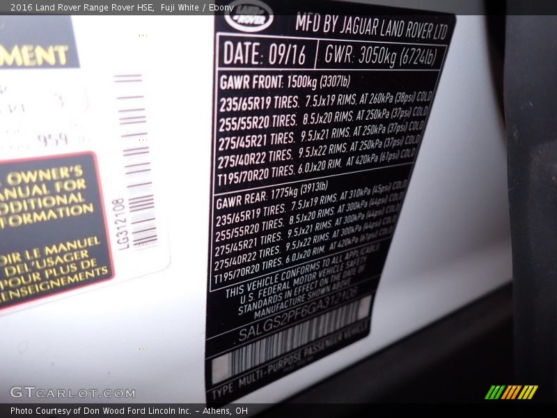 Fuji White / Ebony 2016 Land Rover Range Rover HSE