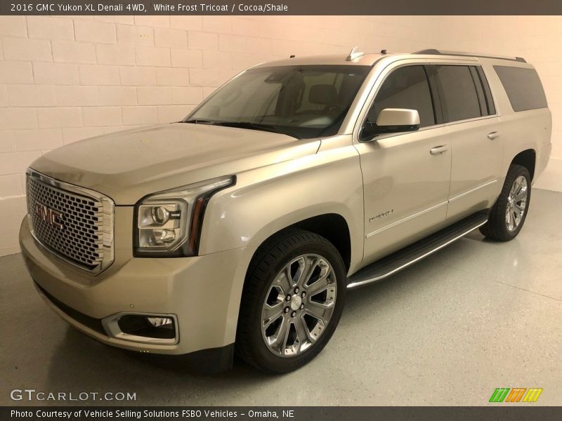 White Frost Tricoat / Cocoa/Shale 2016 GMC Yukon XL Denali 4WD