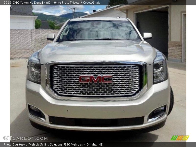 White Frost Tricoat / Cocoa/Shale 2016 GMC Yukon XL Denali 4WD