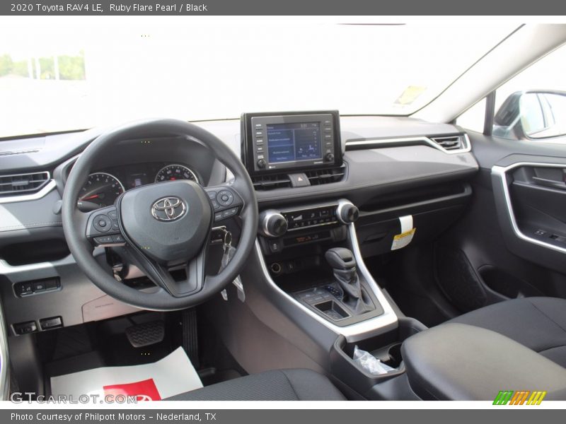 Ruby Flare Pearl / Black 2020 Toyota RAV4 LE