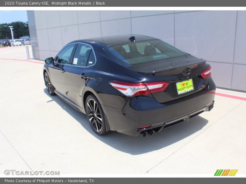 Midnight Black Metallic / Black 2020 Toyota Camry XSE