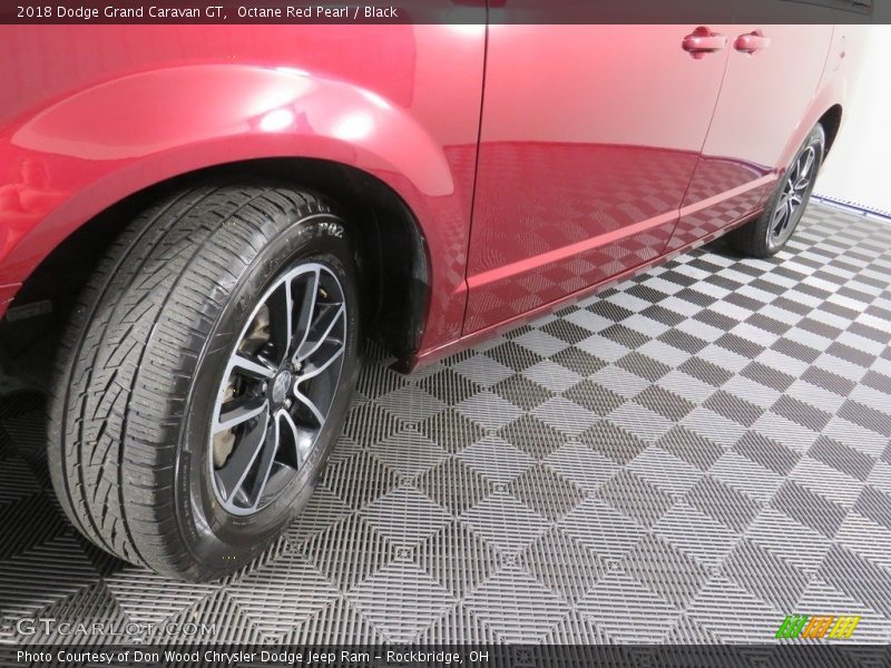 Octane Red Pearl / Black 2018 Dodge Grand Caravan GT