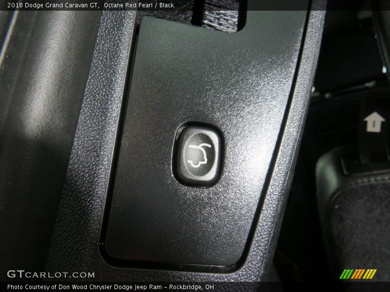 Octane Red Pearl / Black 2018 Dodge Grand Caravan GT