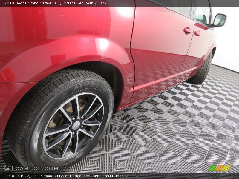 Octane Red Pearl / Black 2018 Dodge Grand Caravan GT