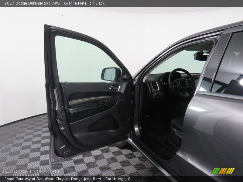 Granite Metallic / Black 2017 Dodge Durango SXT AWD