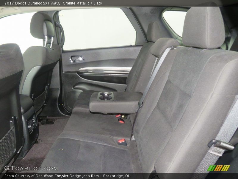 Granite Metallic / Black 2017 Dodge Durango SXT AWD