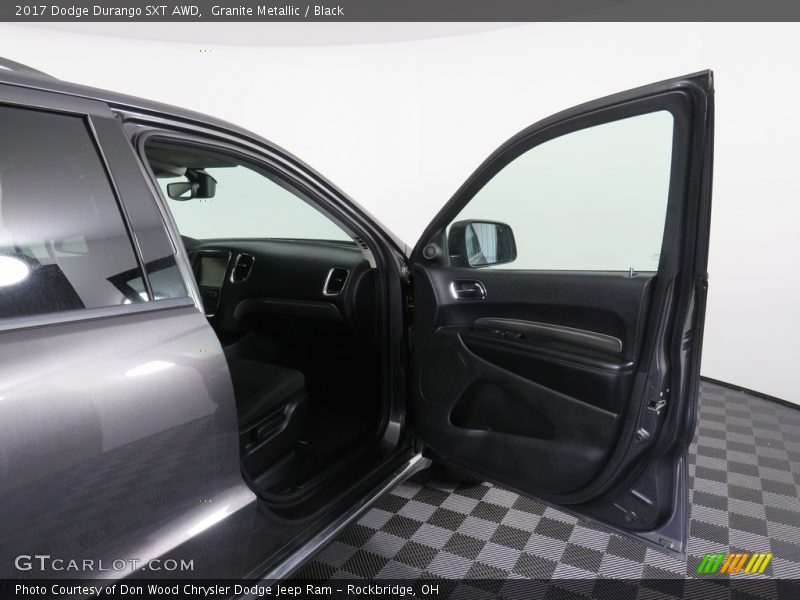 Granite Metallic / Black 2017 Dodge Durango SXT AWD