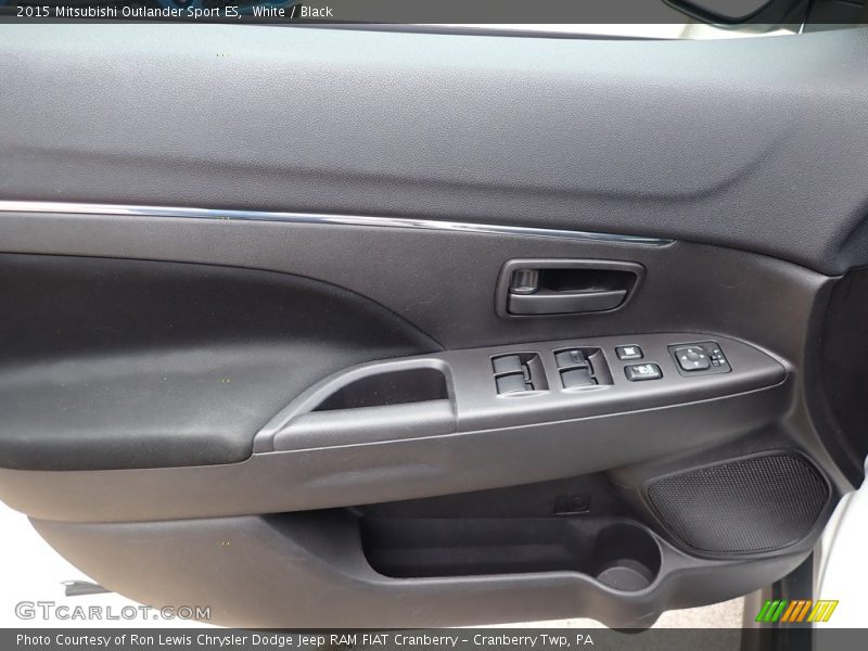 Door Panel of 2015 Outlander Sport ES