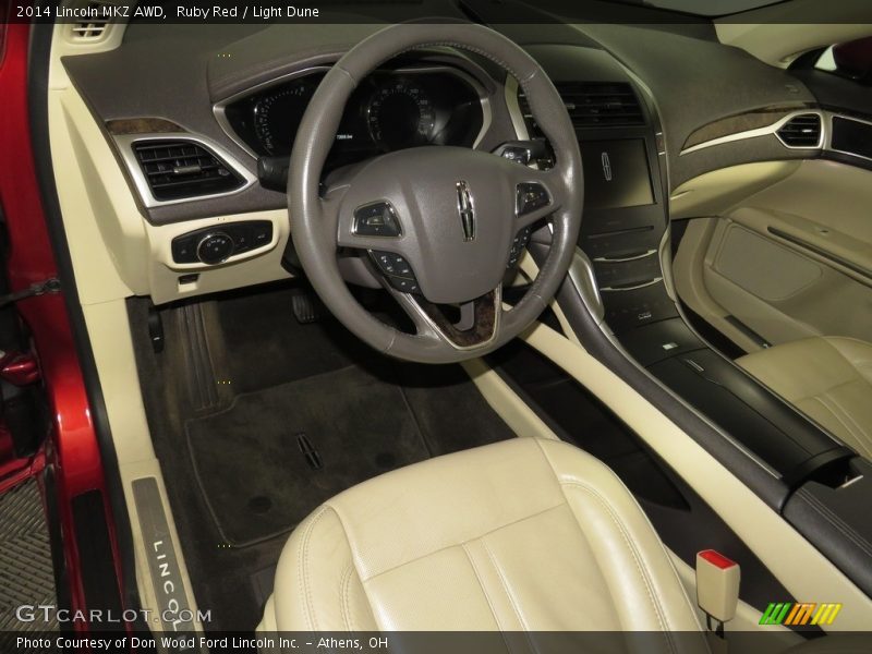  2014 MKZ AWD Light Dune Interior