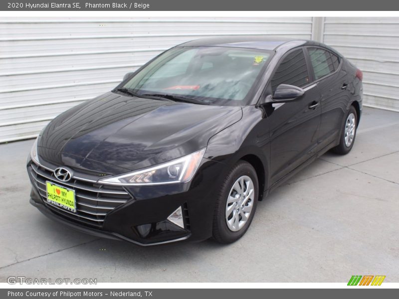 Phantom Black / Beige 2020 Hyundai Elantra SE