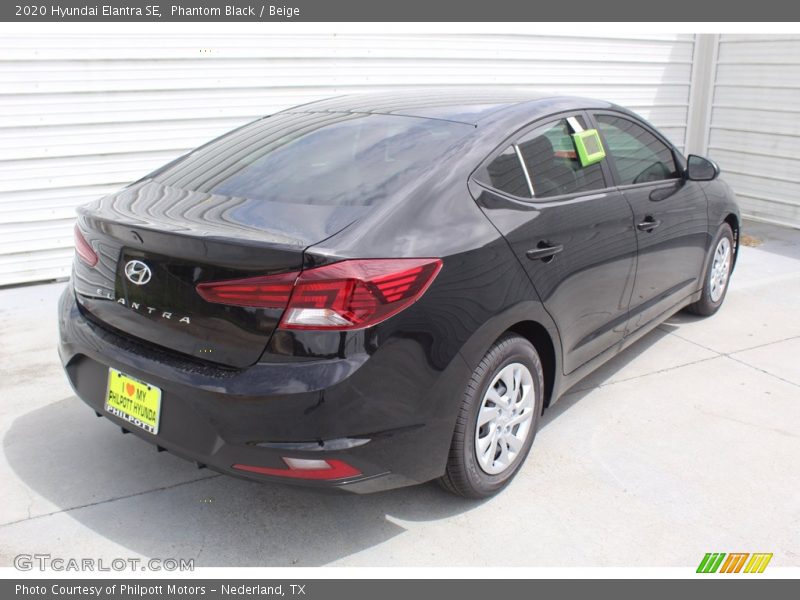 Phantom Black / Beige 2020 Hyundai Elantra SE