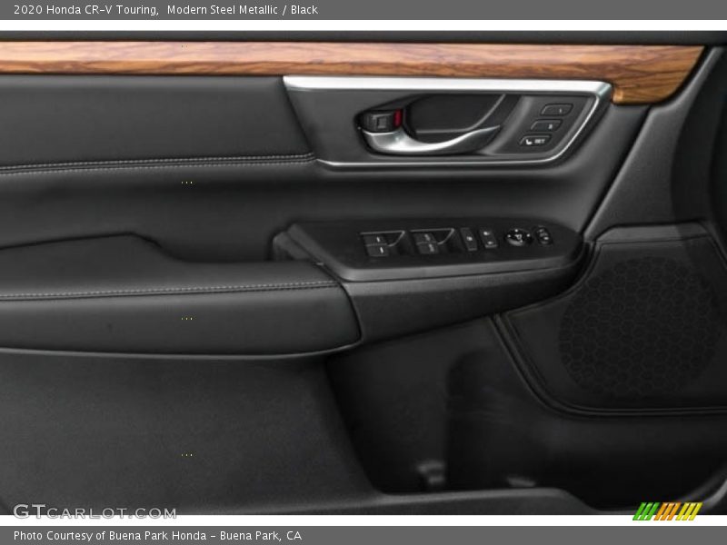Modern Steel Metallic / Black 2020 Honda CR-V Touring