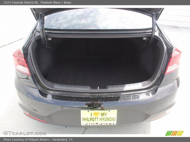 Phantom Black / Beige 2020 Hyundai Elantra SE