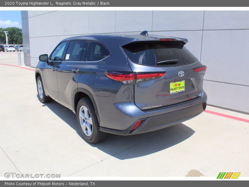 Magnetic Gray Metallic / Black 2020 Toyota Highlander L