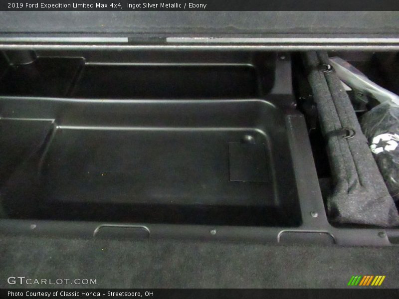 Ingot Silver Metallic / Ebony 2019 Ford Expedition Limited Max 4x4