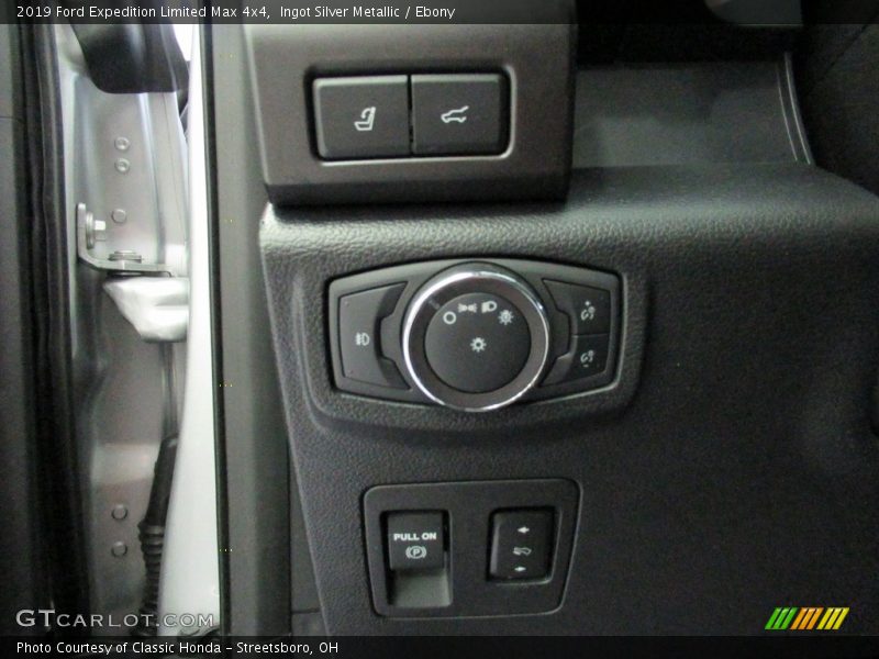 Ingot Silver Metallic / Ebony 2019 Ford Expedition Limited Max 4x4