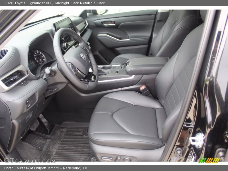 Midnight Black Metallic / Black 2020 Toyota Highlander XLE