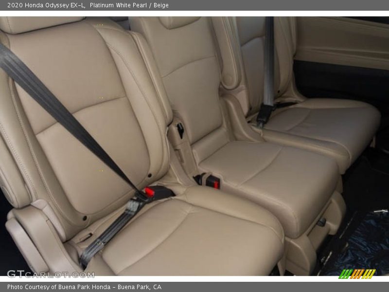 Platinum White Pearl / Beige 2020 Honda Odyssey EX-L