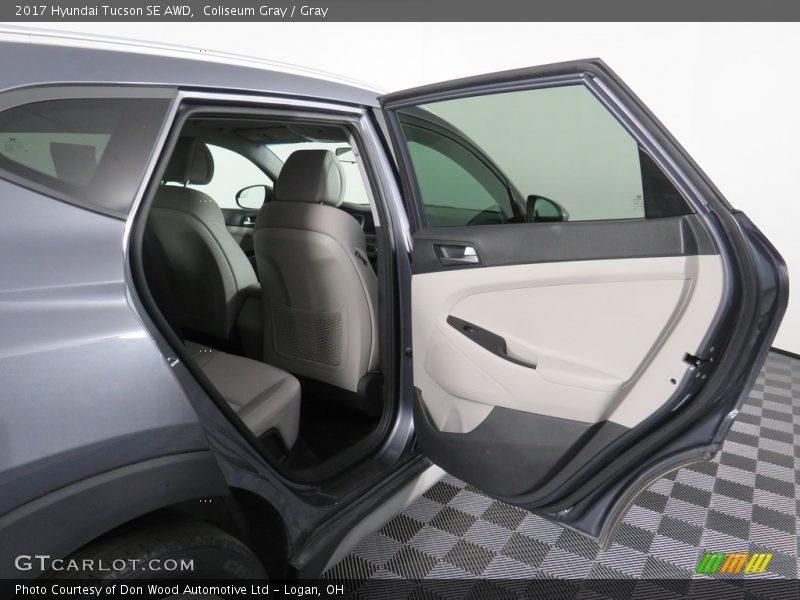 Coliseum Gray / Gray 2017 Hyundai Tucson SE AWD