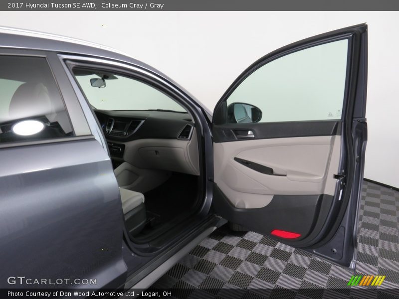 Coliseum Gray / Gray 2017 Hyundai Tucson SE AWD