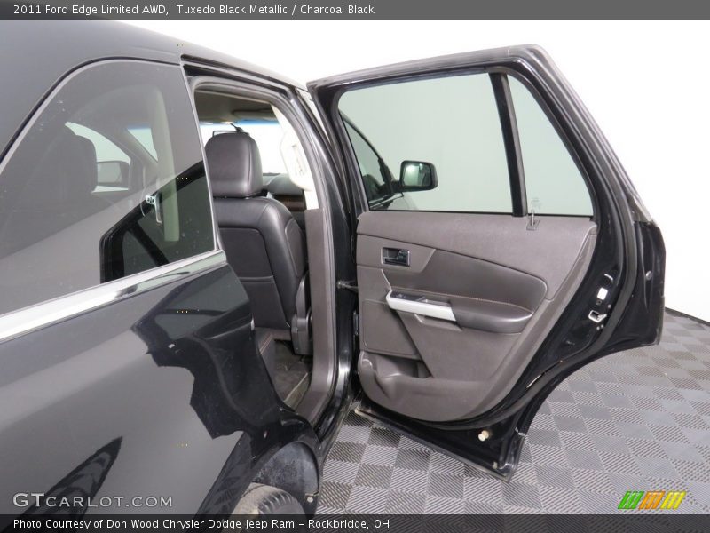 Tuxedo Black Metallic / Charcoal Black 2011 Ford Edge Limited AWD