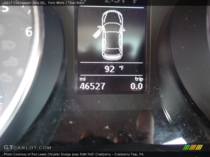 Pure White / Titan Black 2017 Volkswagen Jetta SEL