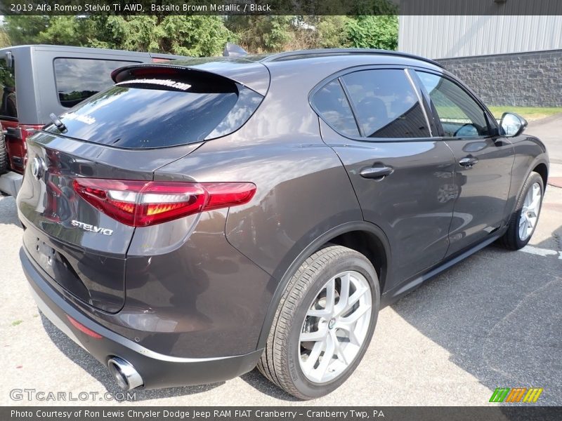 Basalto Brown Metallic / Black 2019 Alfa Romeo Stelvio Ti AWD