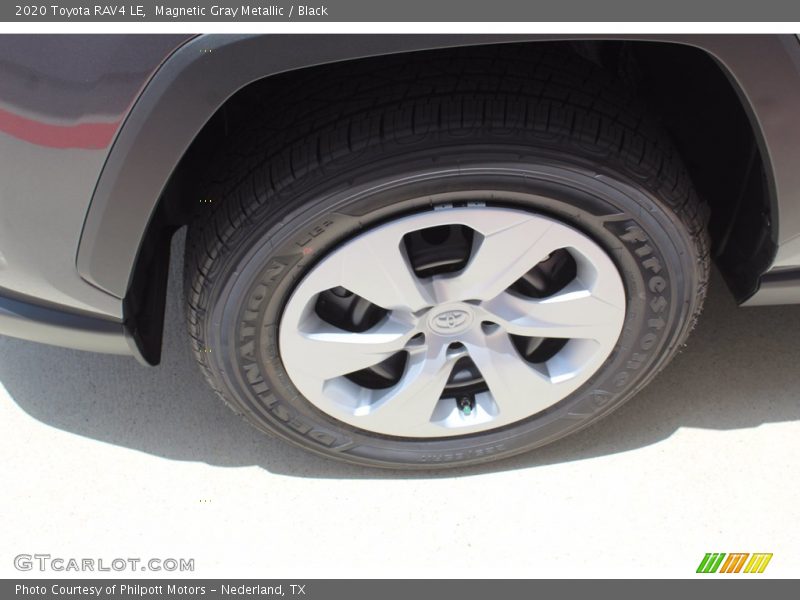 Magnetic Gray Metallic / Black 2020 Toyota RAV4 LE
