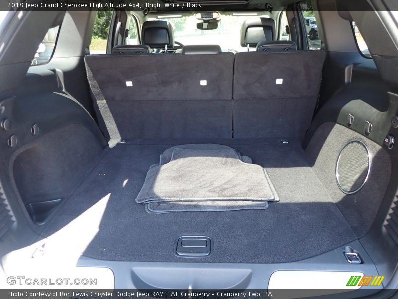 Bright White / Black 2018 Jeep Grand Cherokee High Altitude 4x4