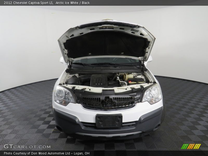 Arctic Ice White / Black 2012 Chevrolet Captiva Sport LS