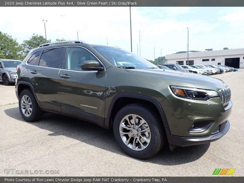Olive Green Pearl / Ski Gray/Black 2020 Jeep Cherokee Latitude Plus 4x4
