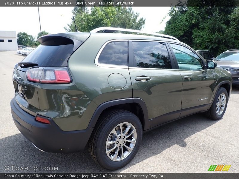 Olive Green Pearl / Ski Gray/Black 2020 Jeep Cherokee Latitude Plus 4x4