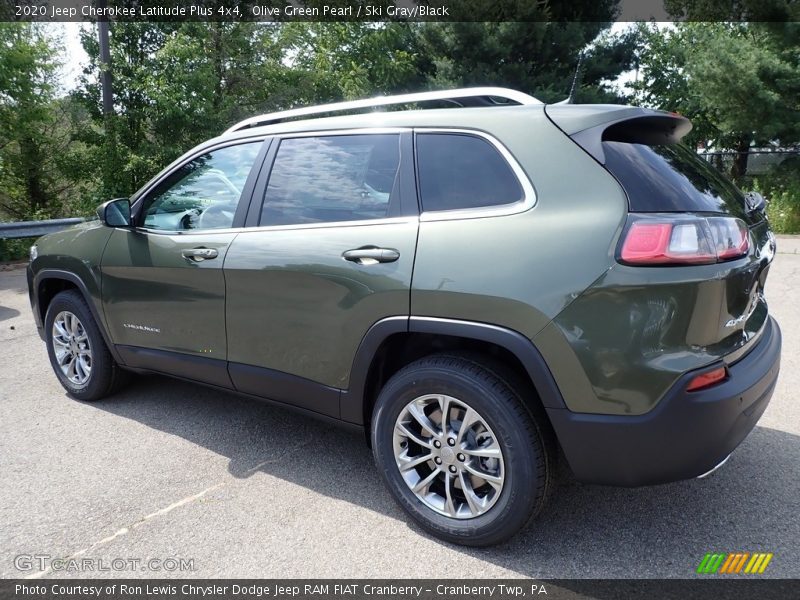 Olive Green Pearl / Ski Gray/Black 2020 Jeep Cherokee Latitude Plus 4x4