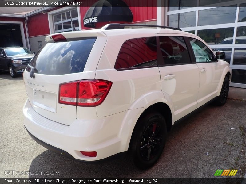 Vice White / Black 2019 Dodge Journey SE